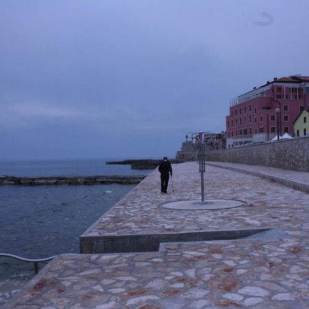 Apartments Tomato Novigrad Istria Exterior foto