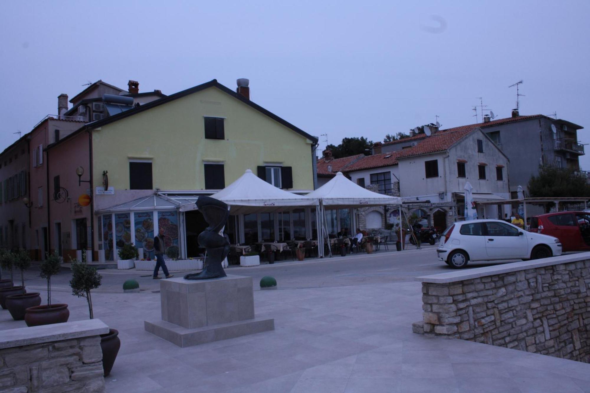 Apartments Tomato Novigrad Istria Exterior foto